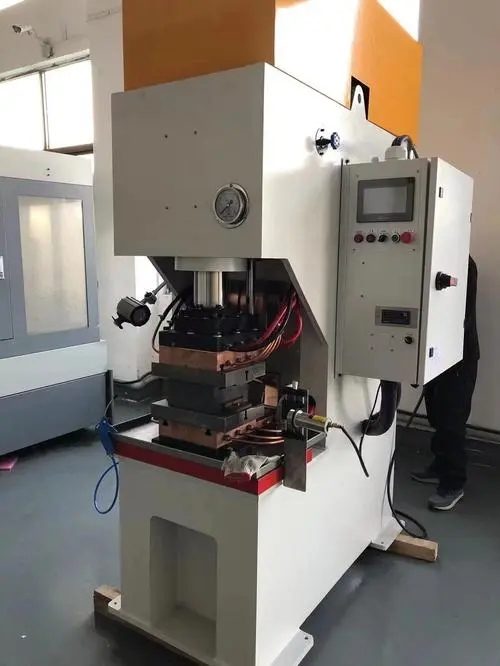 真空擴散焊機 真空擴散焊機